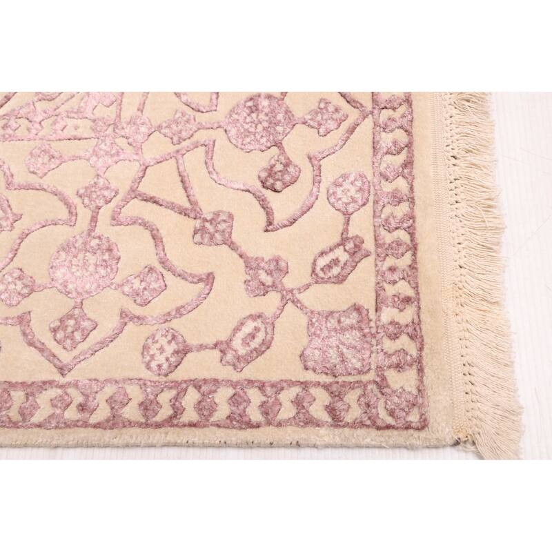ECARPETGALLERY Hand-knotted Mirzapur Cream Silk, Wool Rug - 5'7 x 7'10