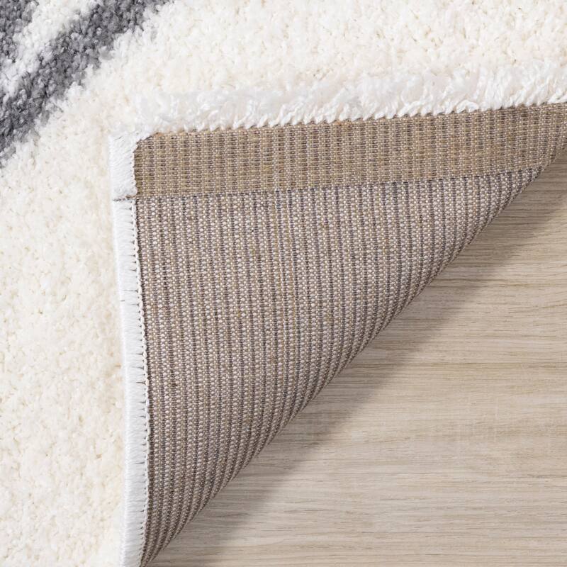 Fairmont Collection - White/Grey Crossing Lines Rug