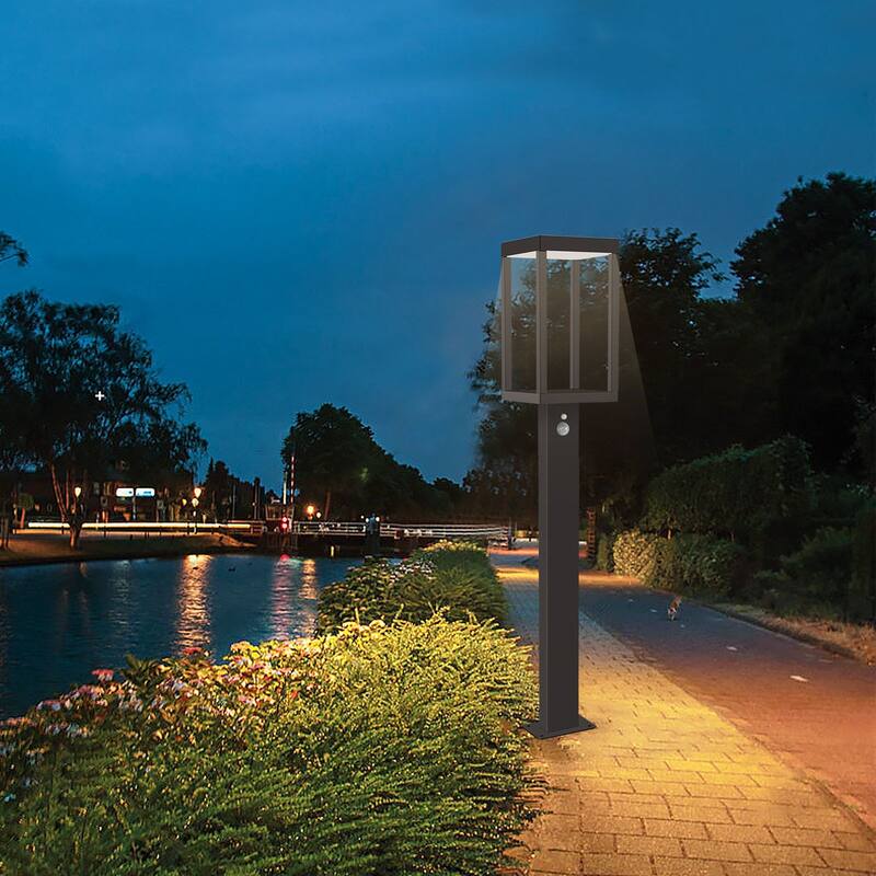 Solar Outdoor Light Pathway Dusk to Dawn Garden Lighting