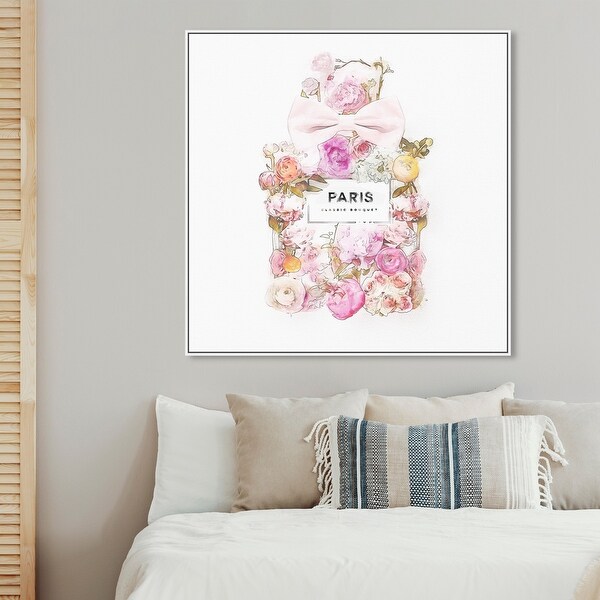 Oliver Gal 'Pairs Bouquet' Fashion and Glam Wall Art Framed