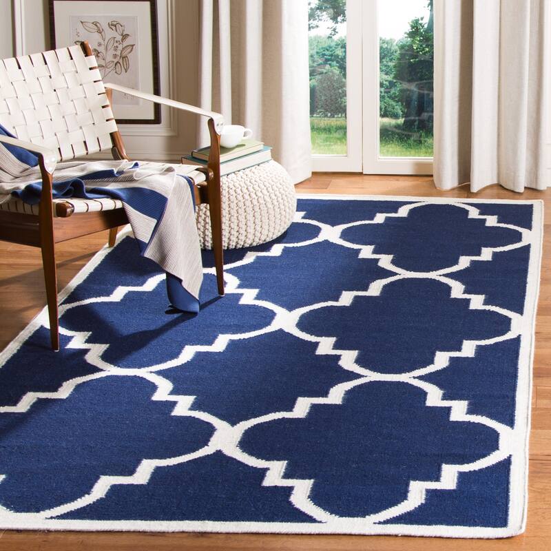 SAFAVIEH Handmade Flatweave Dhurries Jinan Modern Moroccan Wool Rug - 3' x 5' - Navy/Ivory