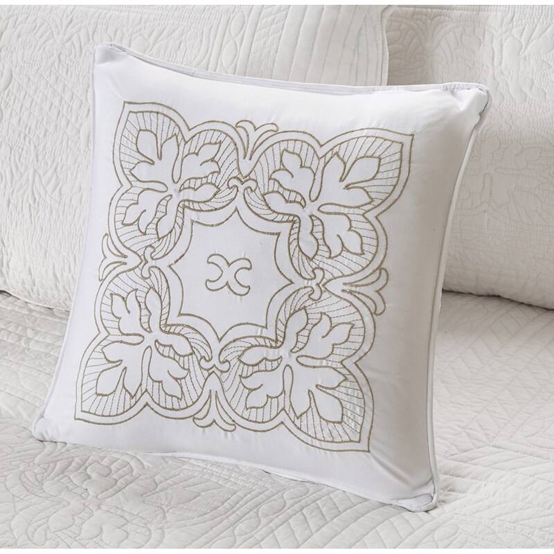 6 Piece Reversible Scalloped Edge Daybed Cover Set White Daybed