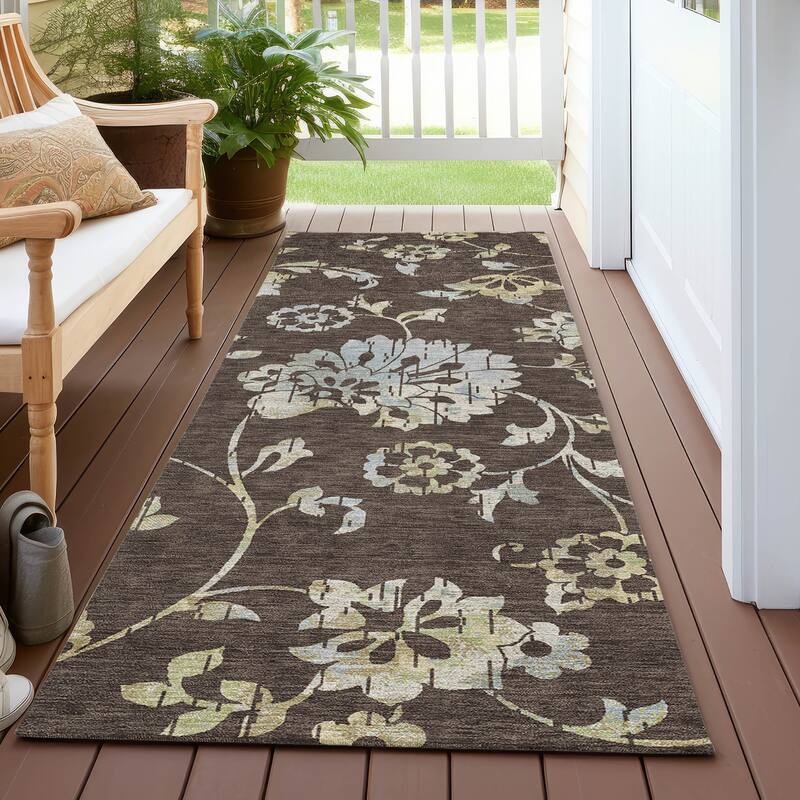 Machine Washable Indoor/ Outdoor Chantille Modern Floral Rug - Chocolate - 2'3" x 7'6"