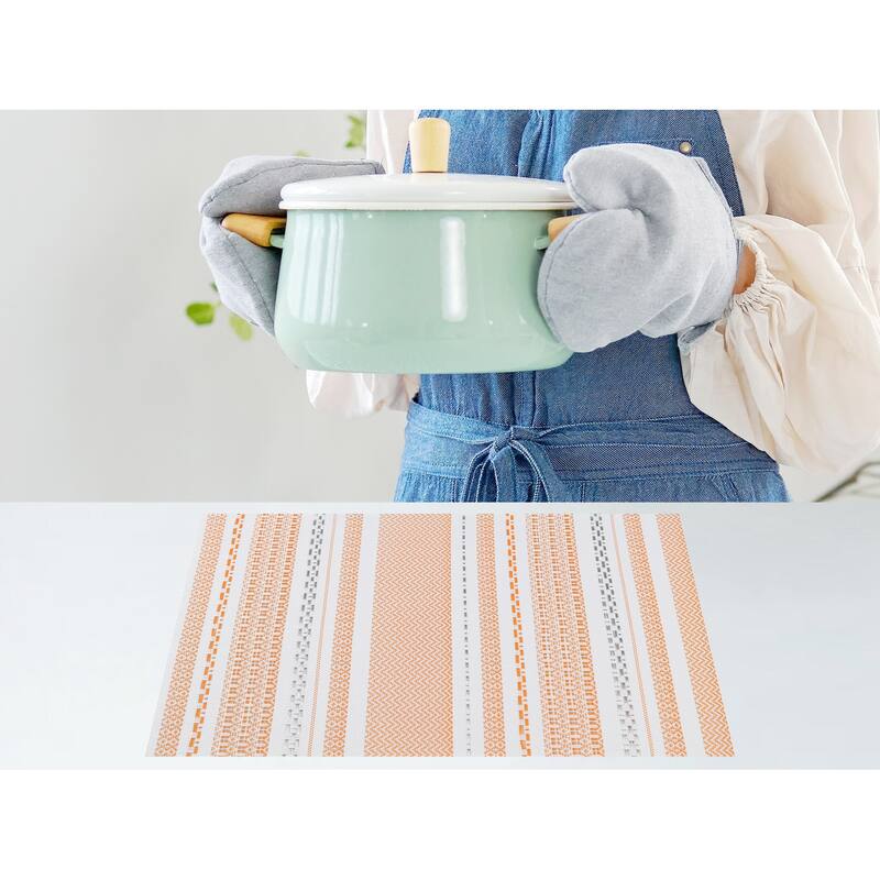6 Pack Placemats, PVC Placemats for Kitchen Dining Table Decor Heat Resistant Table Placemats Wipeable Table Mat - 18*12in