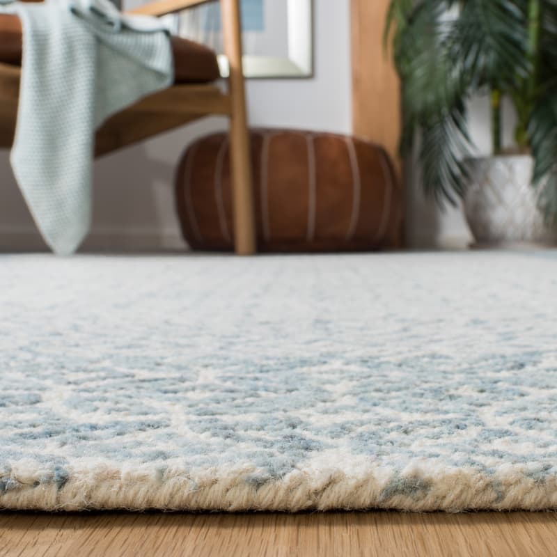 SAFAVIEH Handmade Abstract Lubomira Modern Wool Rug