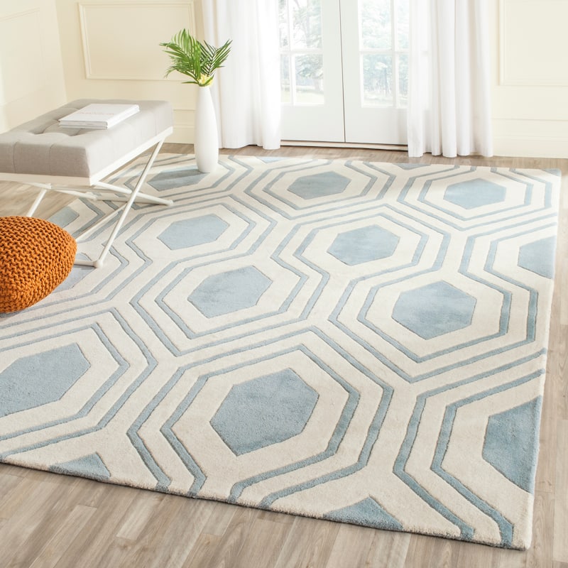 SAFAVIEH Handmade Chatham Kitt Modern Wool Rug - 5' x 8' - Blue/Ivory
