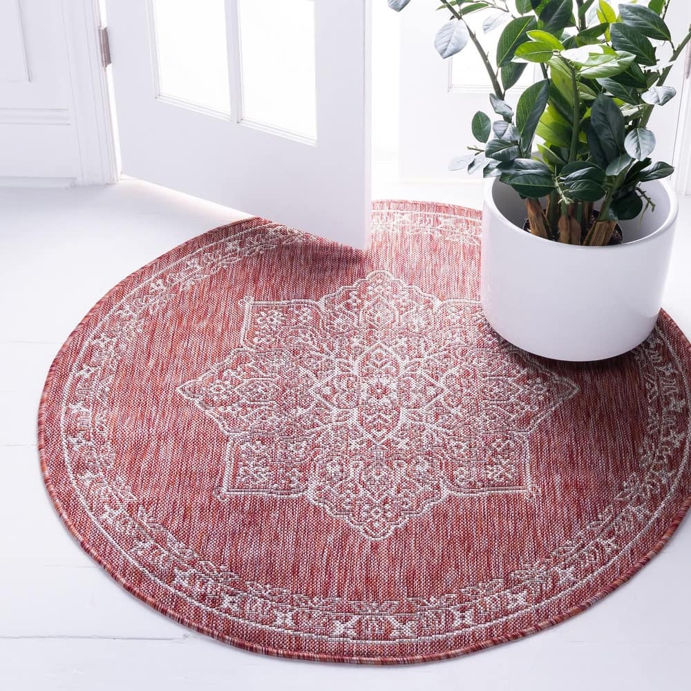 Outdoor Nirie Collection Area Rug