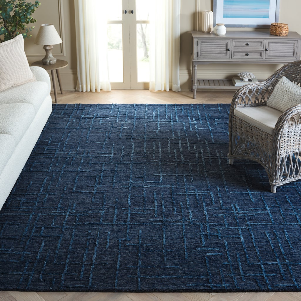 SAFAVIEH Handmade Ebony Agostina Modern & Contemporary Wool Rug