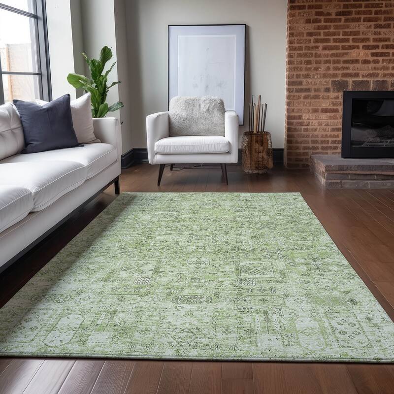 Machine Washable Indoor/ Outdoor Chantille Vintage Traditional Rug - Green - 9' x 12'