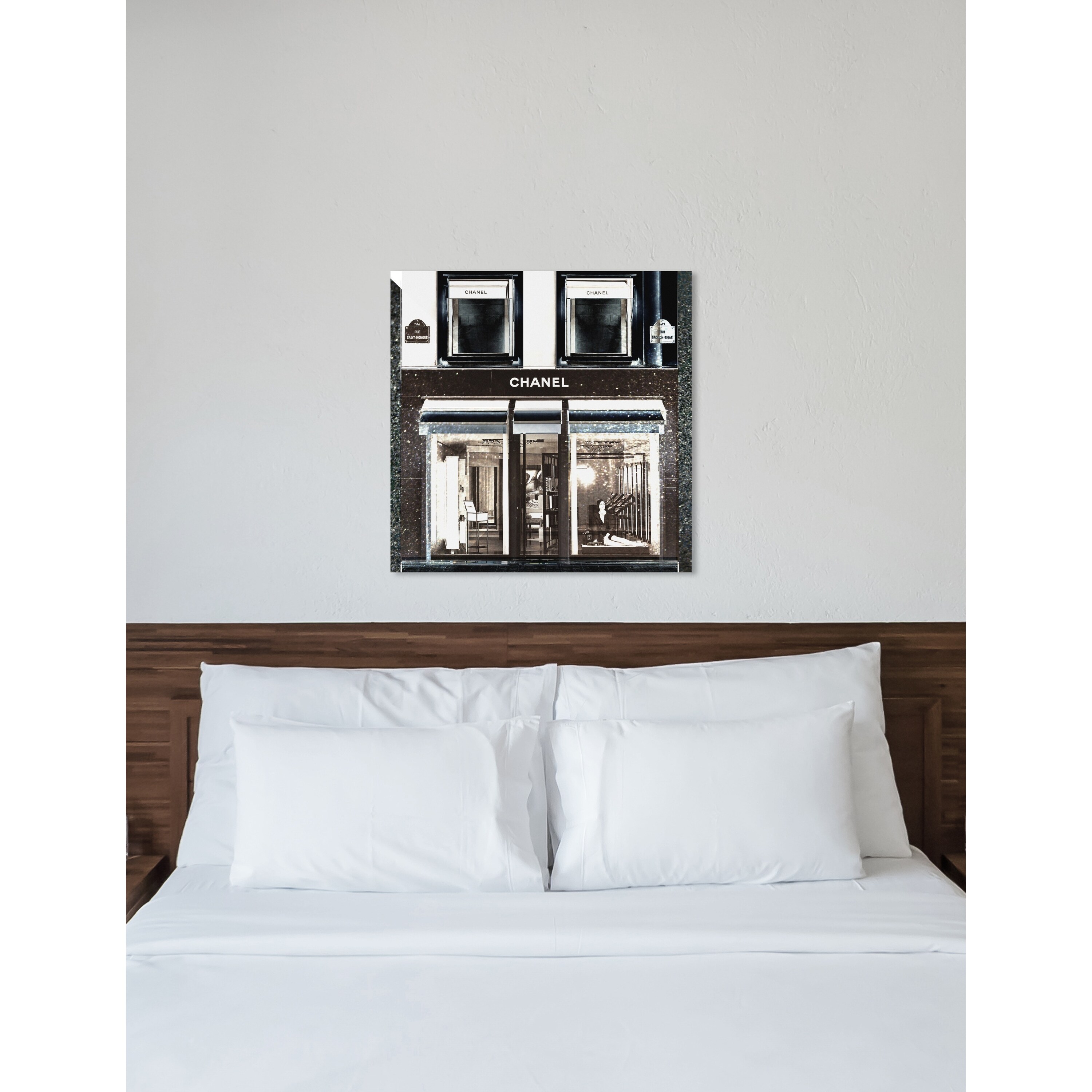 Oliver Gal 'My Favorite Store' Canvas Art - Overstock - 11510601
