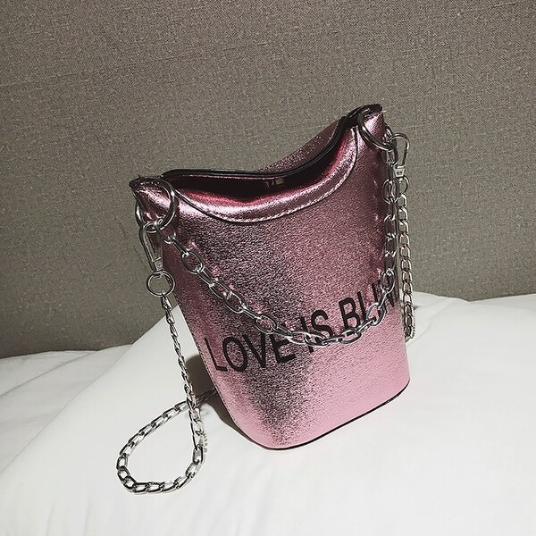 bucket shaped handbags