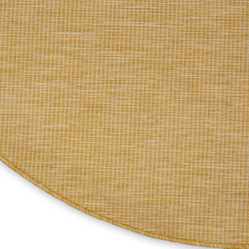 HomeRoots Contemporary Round Outdoor Rug - 8' Round
