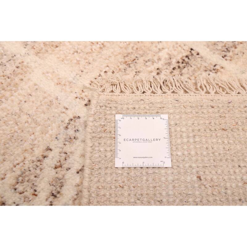 ECARPETGALLERY Hand-knotted Tangier Ivory Wool Rug - 5'2 x 8'0