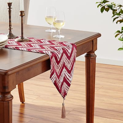 Violet Linen Fantasy Modern Zig Zag Chevron Pattern, 13 Inch by 70 Inch, Decorative Table Runners