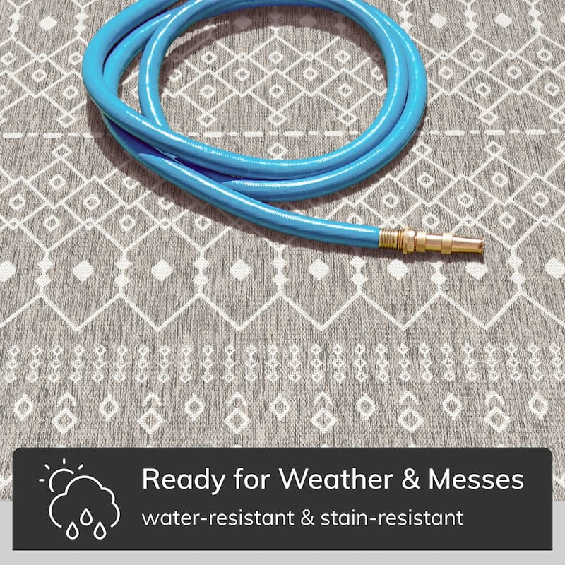 Well Woven Medusa Nord Nordic Lattice Indoor Outdoor Area Rug
