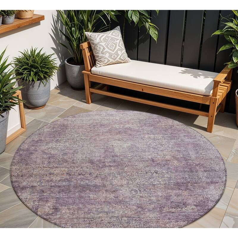 HomeRoots Floral Traditional Rectangle Outdoor Rug - 8' Round