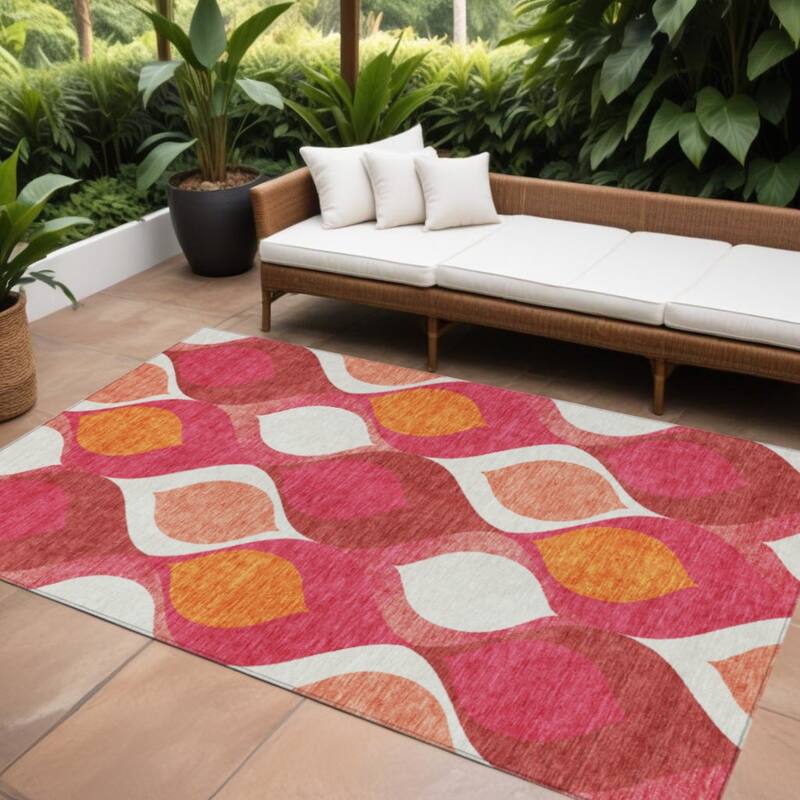 HomeRoots Ogee Transitional Rectangle Outdoor Rug - 10' X 14'