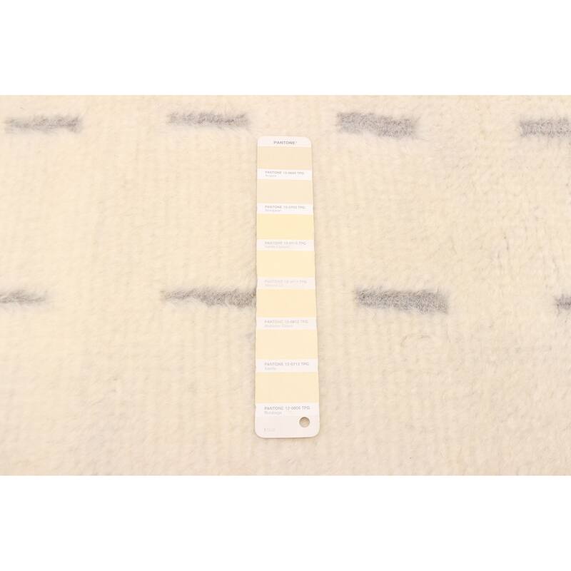 ECARPETGALLERY Hand-knotted Tangier Cream Wool Rug - 5'3 x 7'4