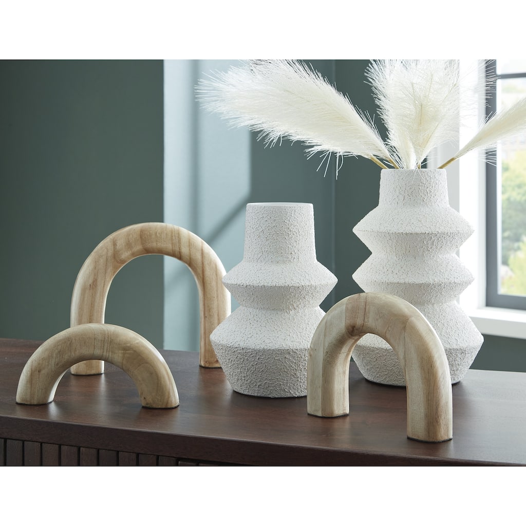 Signature Design by Ashley Maddwarth White/ Brown Accessory Set (Set of 5)
