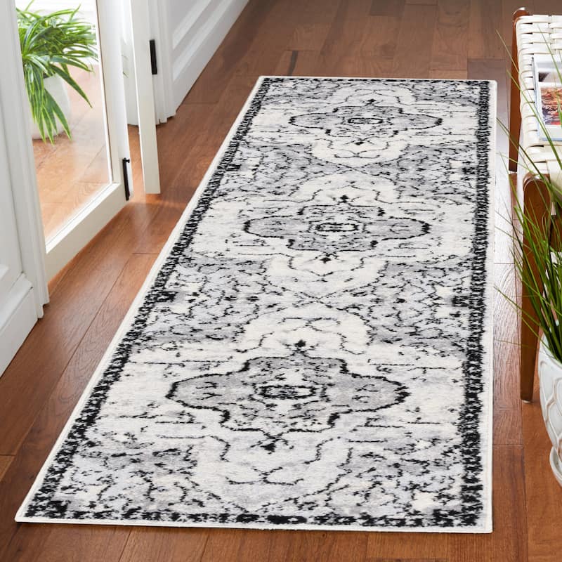 SAFAVIEH Tulum Berfin Boho Rug - 9' x 12' - Ivory Grey/Charcoal