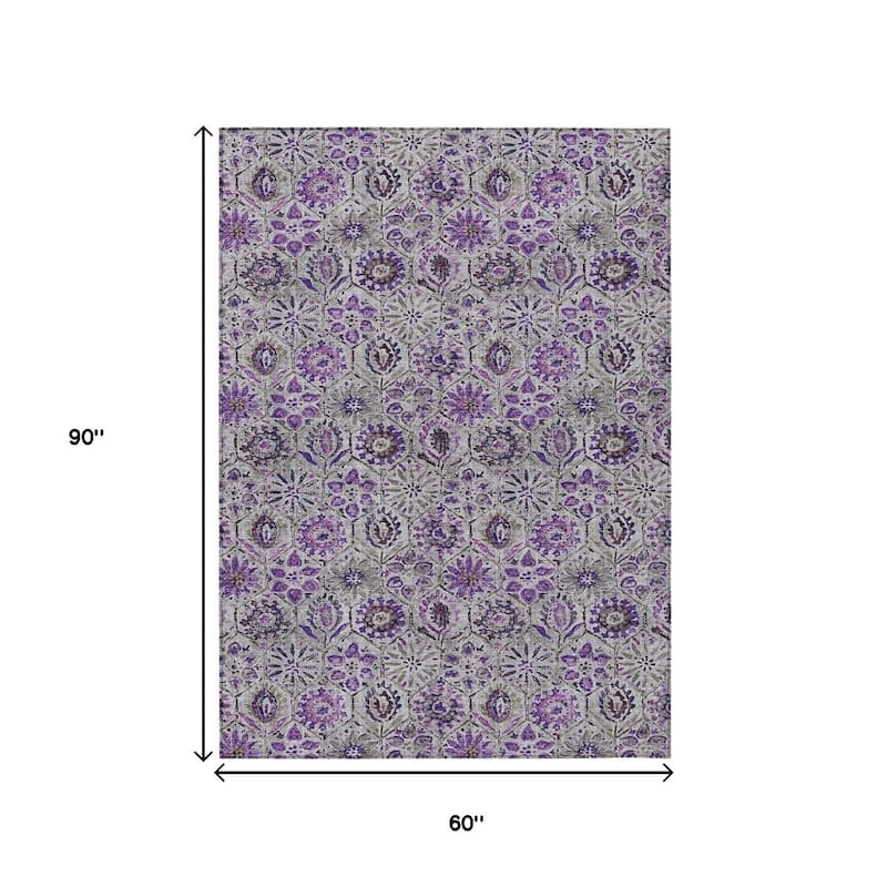 HomeRoots Floral Transitional Rectangle Outdoor Rug