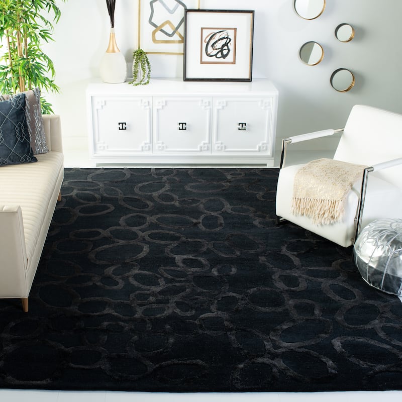 SAFAVIEH Handmade Soho Ottje Loops N.Z. Wool Rug - 7'6" x 9'6" - Black