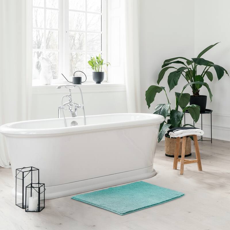 Resort Collection Plush Shag Chenille 17 x 24 in. and 21 x 34 in. 2-Piece Bath Mat Set