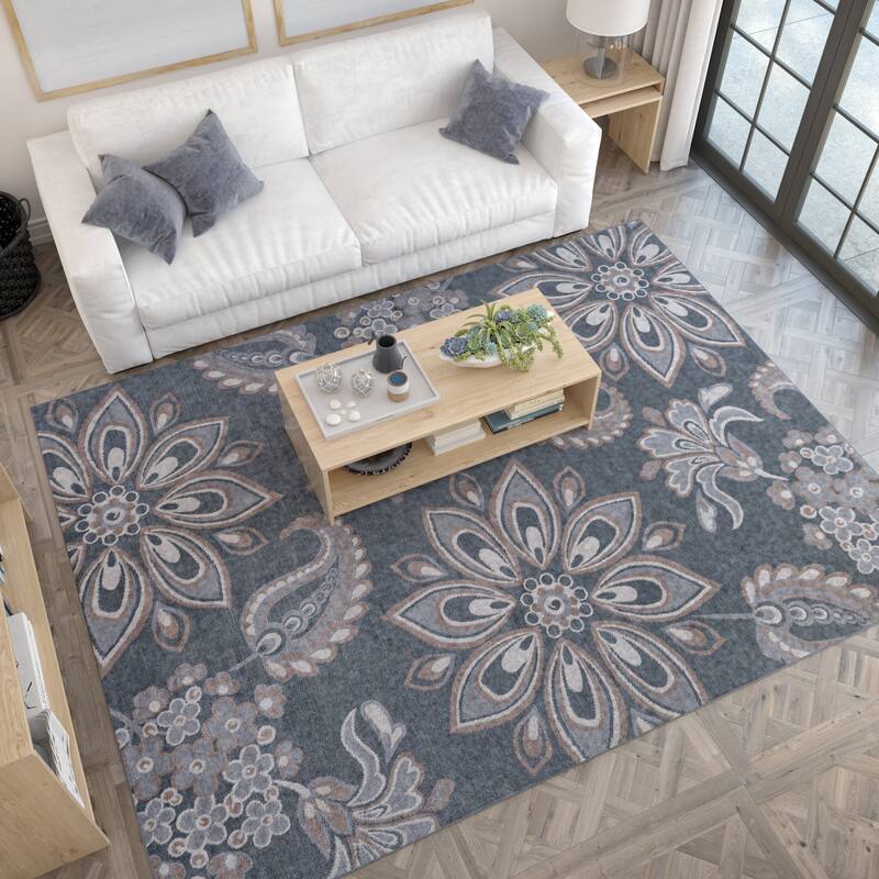 Hamilton Transitional Floral Indoor Area Rug