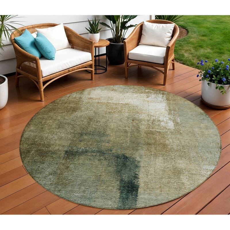 HomeRoots Abstract Transitional Rectangle Outdoor Rug - 8' Round