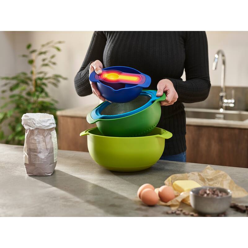 Joseph Joseph Nest 9-piece Food Preparation Set with Mixing Bowls and Measuring Cups