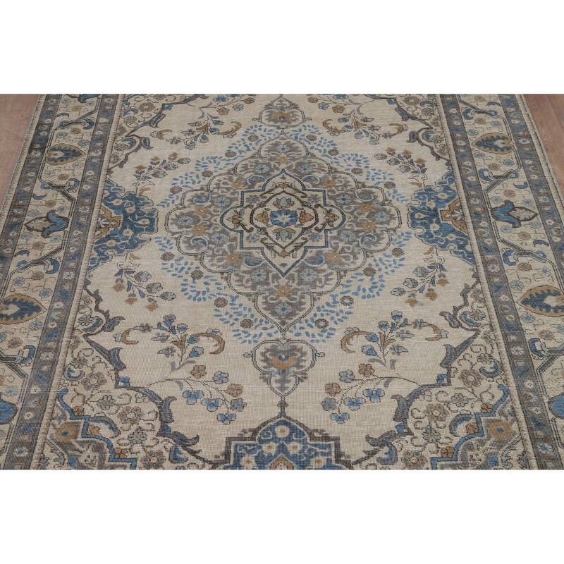 Traditional Tabriz Persian Vintage Rug Handmade Wool Carpet - 6'5" x 9'3"