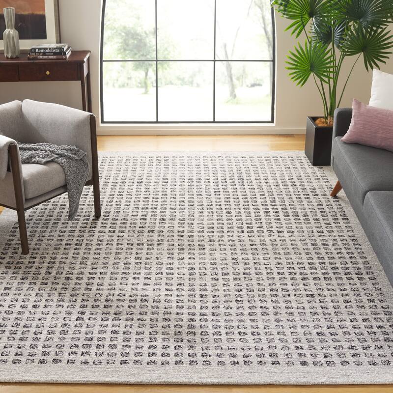 SAFAVIEH Handmade Ebony Alyona Modern Rug - 10' x 14' - Silver/Black