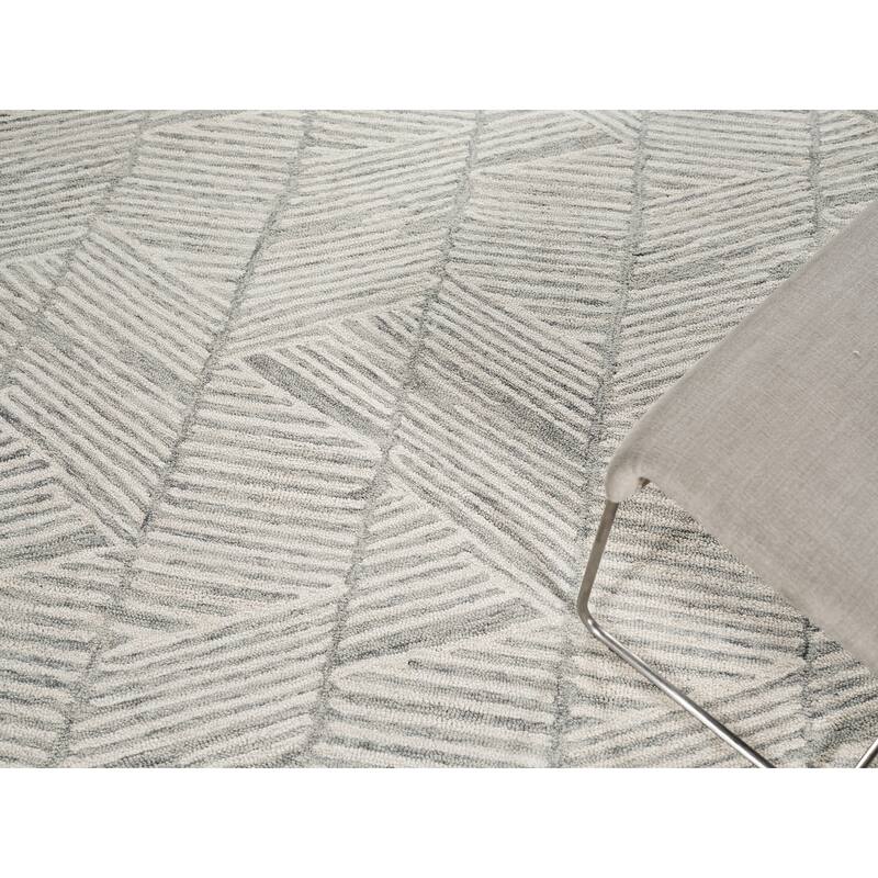 Exquisite Rugs Kascata Handmade Hand-tufted New Zealand Wool on Canvas Silver/Ivory Area Rug
