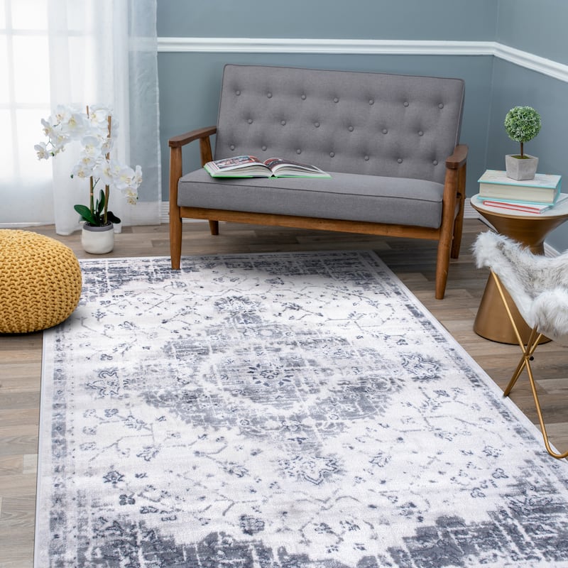 World Rug Gallery Traditional Medallion Oriental Area Rug