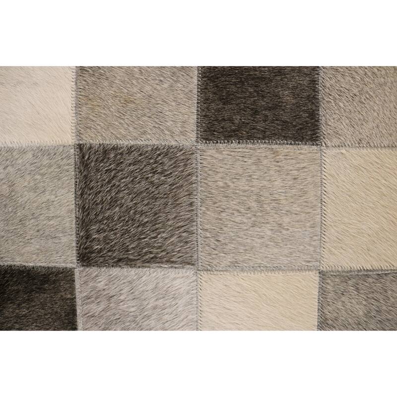 Home&Manor Seville 16" Cowhide Leather Cube Pouf