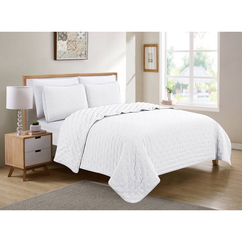 Christopher Knight Embroidered Pre-Washed Dot Quilt Set