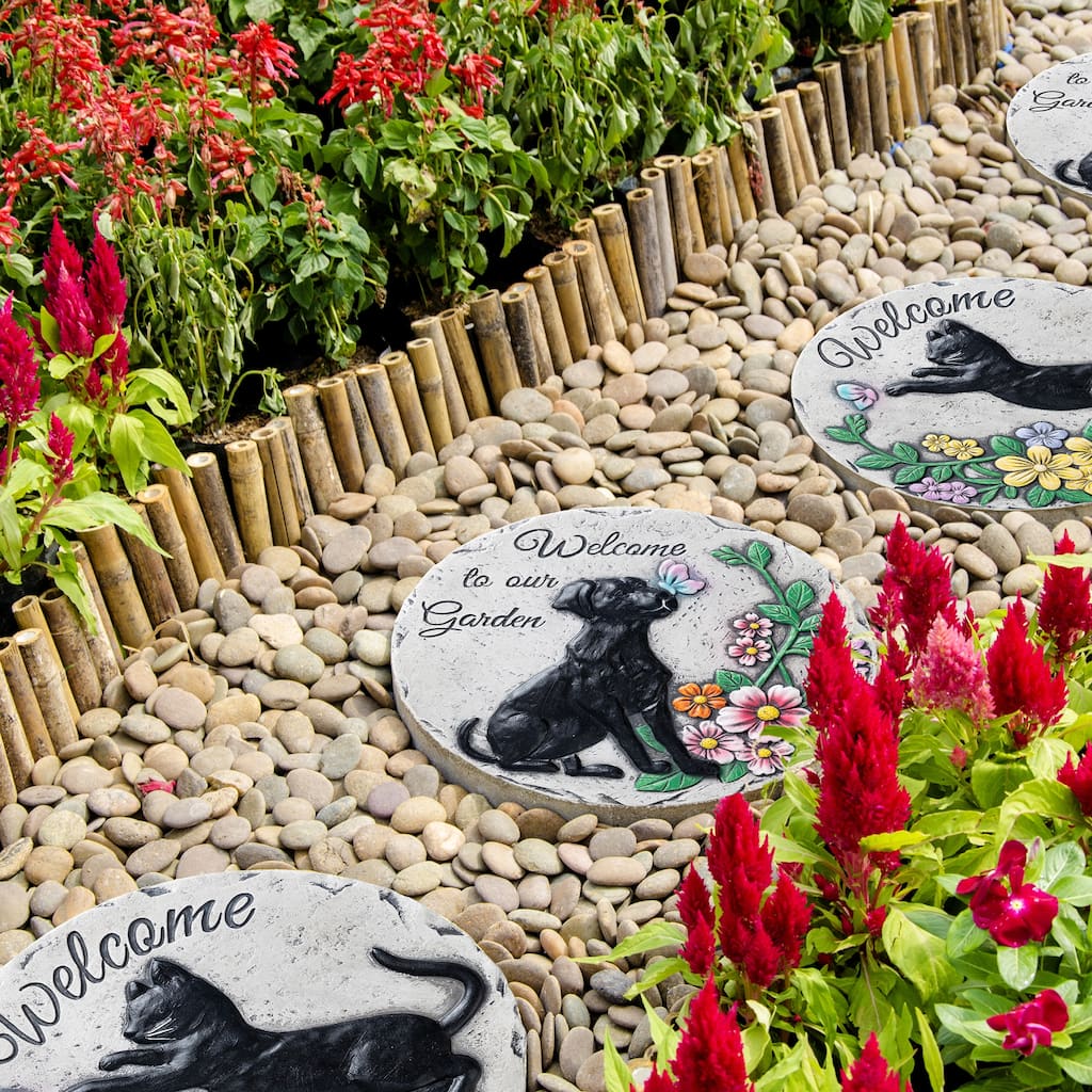 Glitzhome 2-Piece Cement Cat and Dog Textured Stepping Stones Garden Decor - 10 in