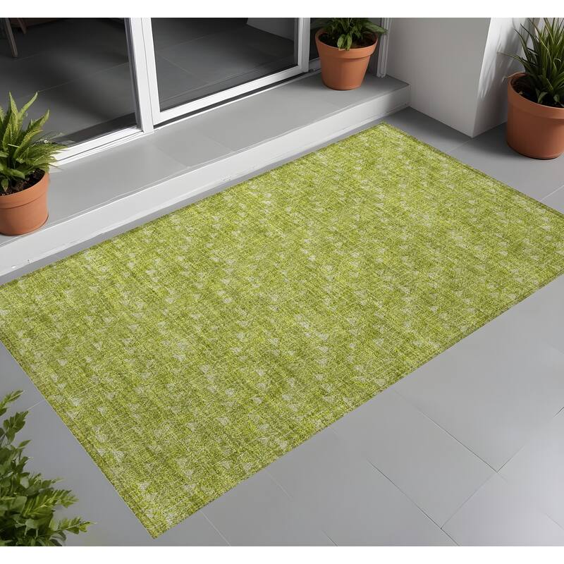 Lave Modern Geometric Weather Resistant Versatile Elegance Outdoor Rug - 3' x 5' - Green