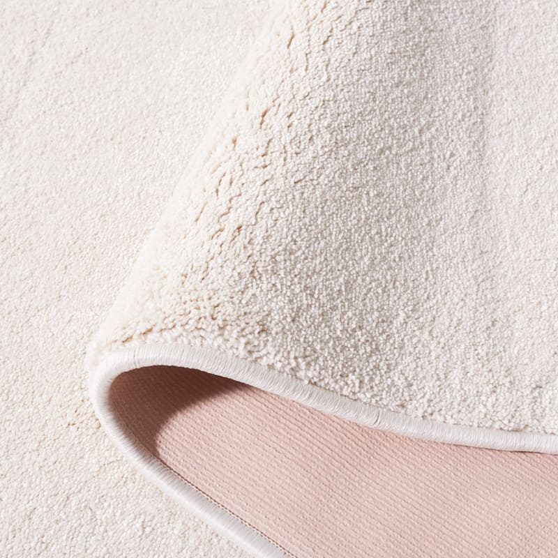 SAFAVIEH, Nonskid Gunde Solid Rug