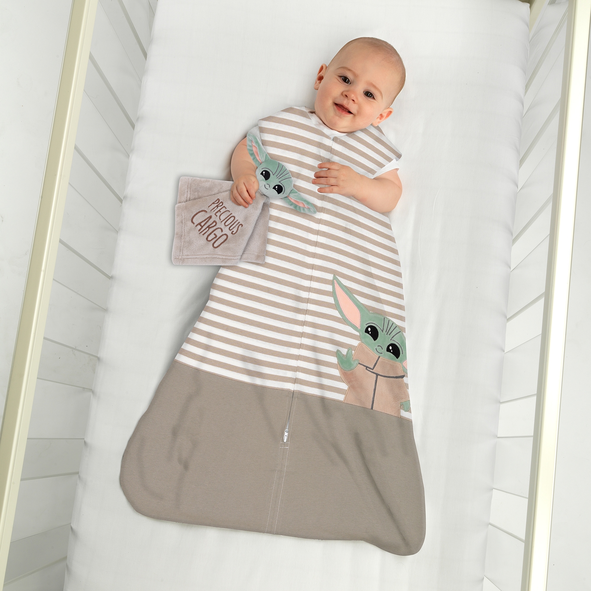 Bed bath and hotsell beyond baby yoda blanket