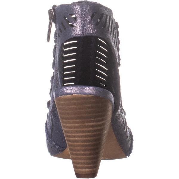 vince camuto eshantel dress sandals