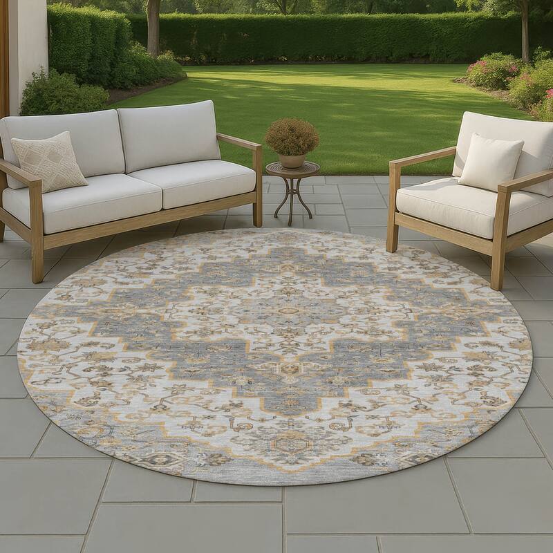 Machine Washable Indoor/ Outdoor Traditional Karachy Chantille Rug - Silver - 8' x 8'