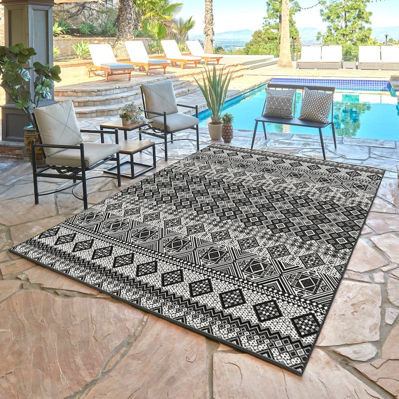 Tropea Darcy Indoor Outdoor Flatweave Area Rug Boho Geometric Polypropylene