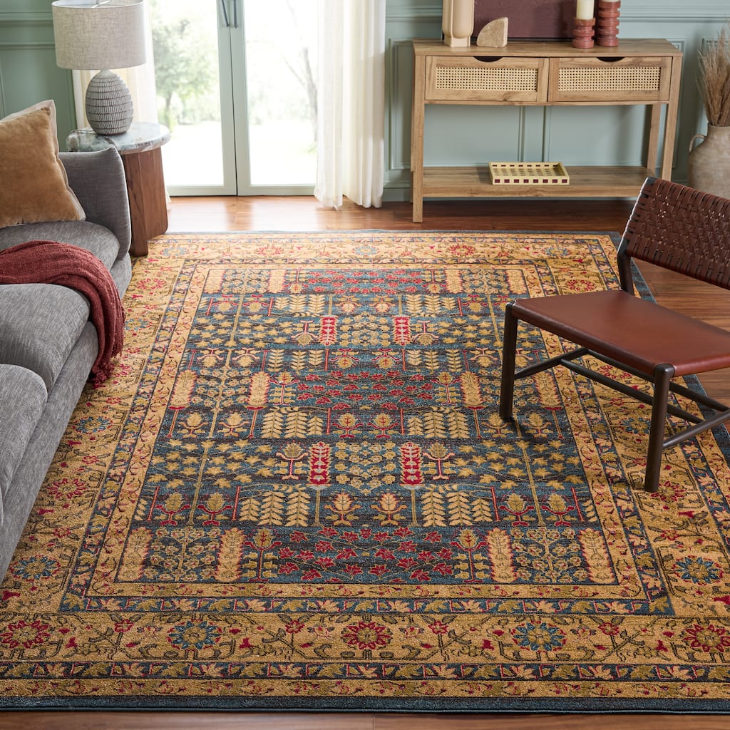 SAFAVIEH Mahal Laurene Traditional Oriental Rug