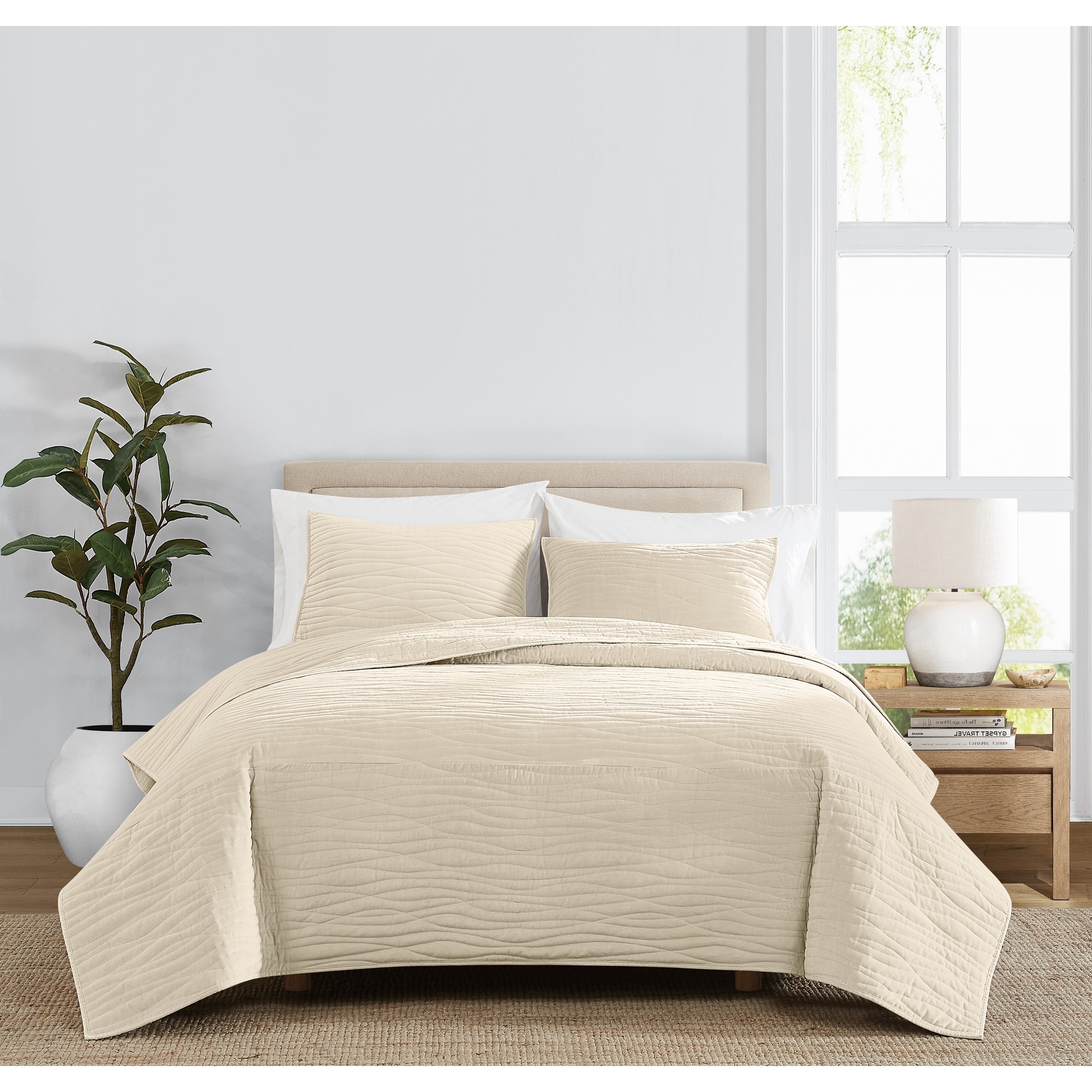 Royal Velvet Wavy Cotton Velvet Quilt Set - Overstock - 43135914