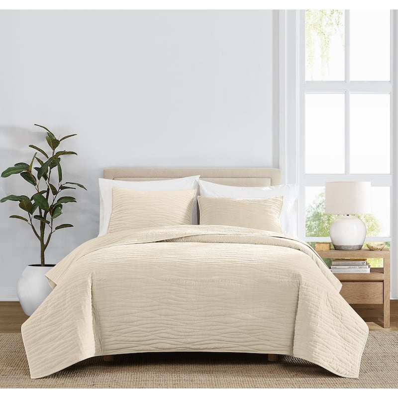Royal Velvet Wavy Cotton Velvet Quilt Set