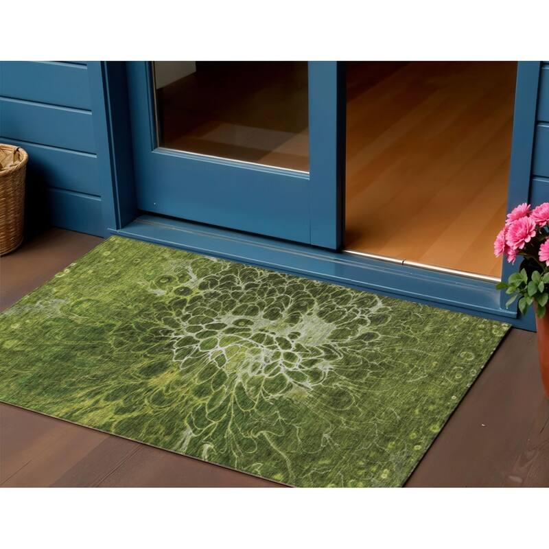 HomeRoots Abstract Transitional Rectangle Outdoor Rug - 3' x 5'