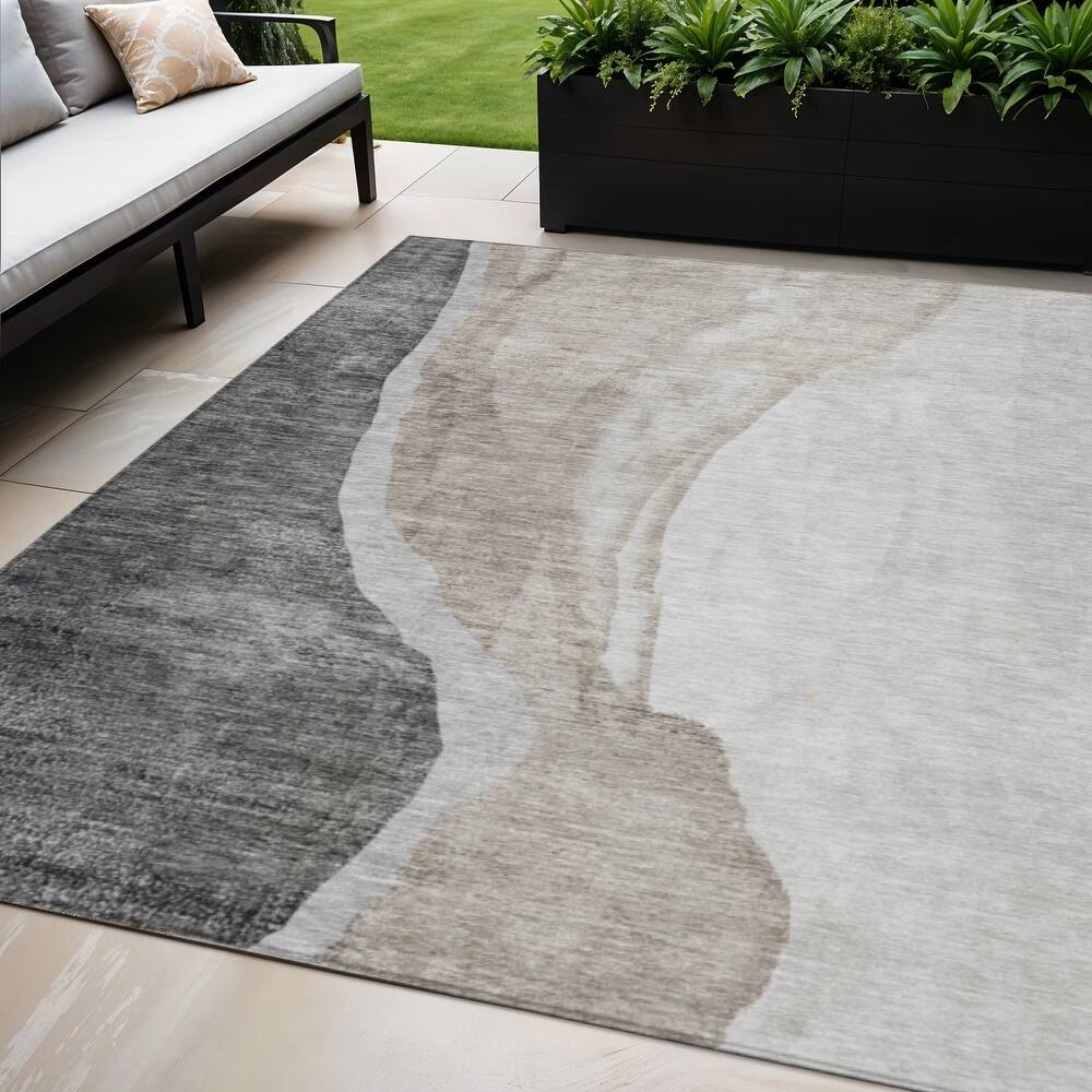 HomeRoots Abstract Transitional Rectangle Outdoor Rug