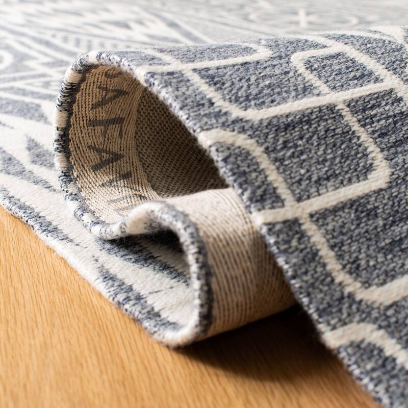 SAFAVIEH Handmade Marbella Hajo Modern Polyester Rug