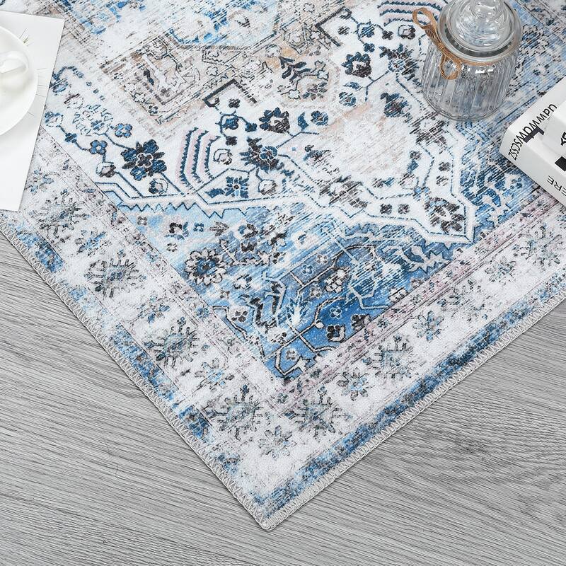 Vintage Medallion Living Room Rug Washable Soft Non-Slip Low Pile Area Rug Indoor Distressed Accent Rug